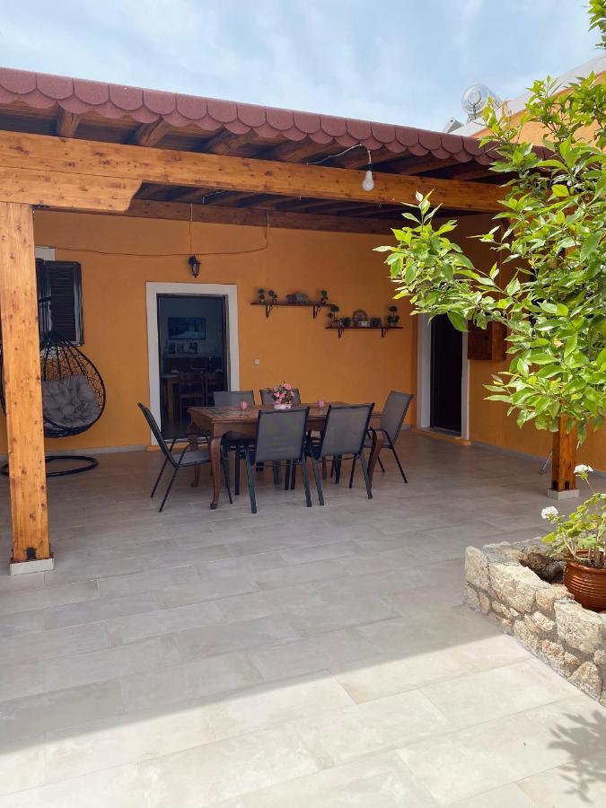 Archangelos Family House Εξωτερικό φωτογραφία
